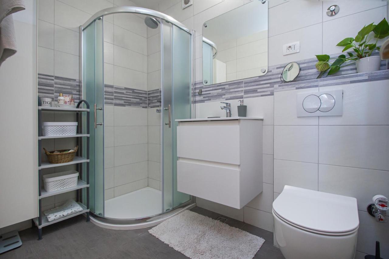 La Maison Central Split Apartment Экстерьер фото